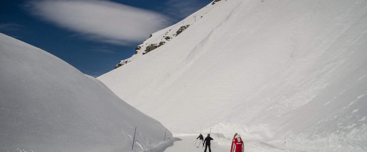 Trudno dogonić intruktorkę z Les 2 Alpes (foto: PB Narty.pl) Trudno dogonić intruktorkę z Les 2 Alpes (foto: PB Narty.pl)