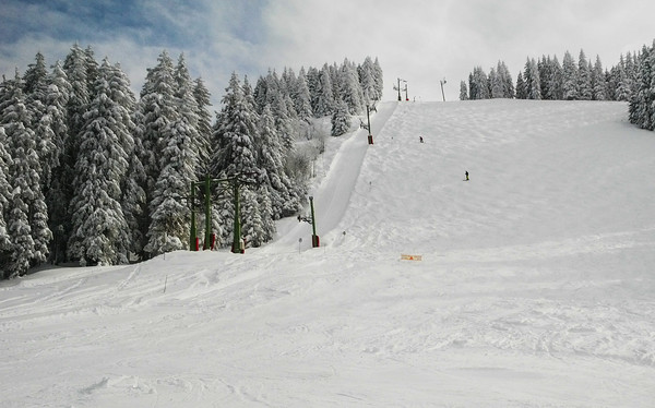 Chatel stoki zapraszają (foto: M. Knyć) Chatel stoki zapraszają (foto: M. Knyć)